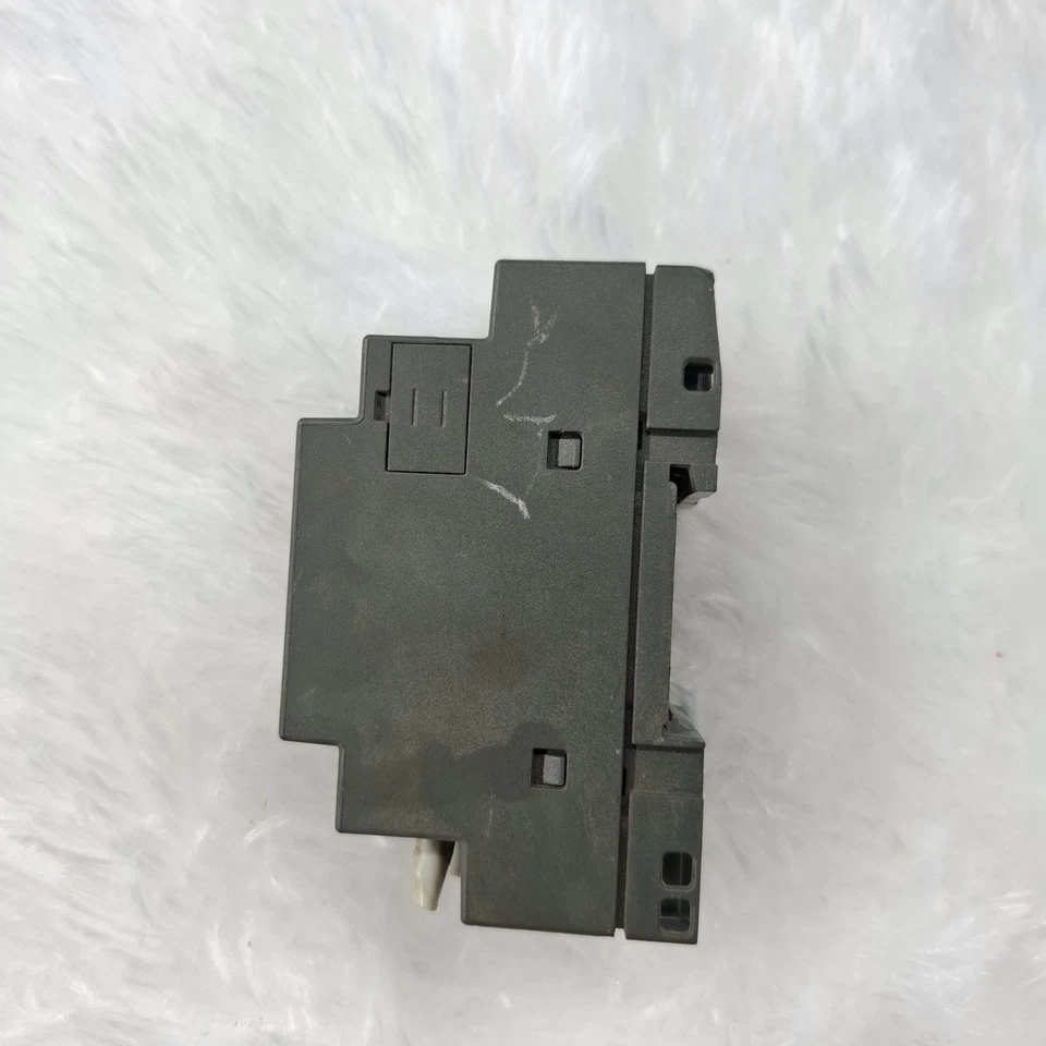USED WORKING SIEMENS LOGO DM8 24R 6ED1055-1HB00-0BA0 EXPANSION MODULE FAST SHIP